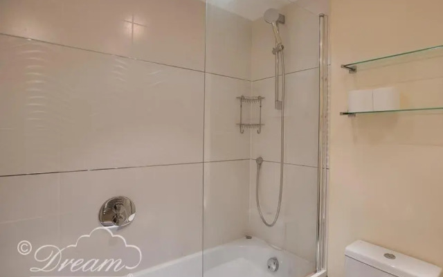 Beachside Gallery, WEYMOUTH