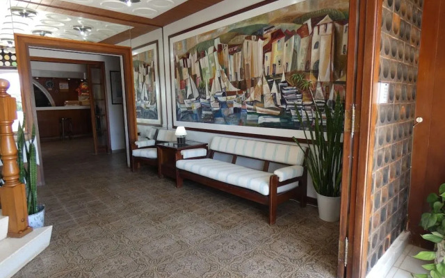 Hostal Port Fornells - Adults Only