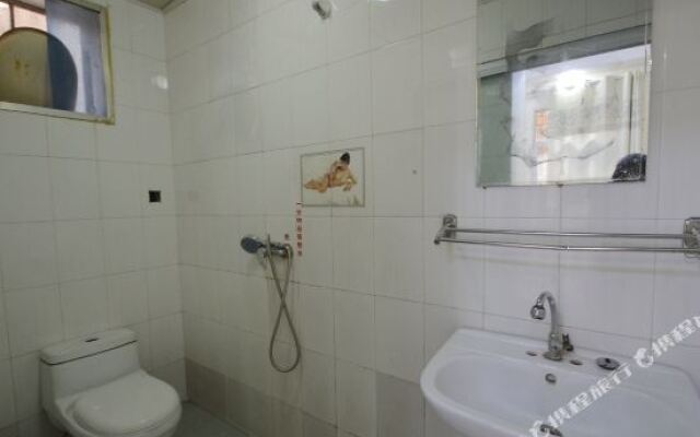 Jinnian Hostel