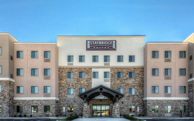 Staybridge Suites St Louis - Westport by IHG