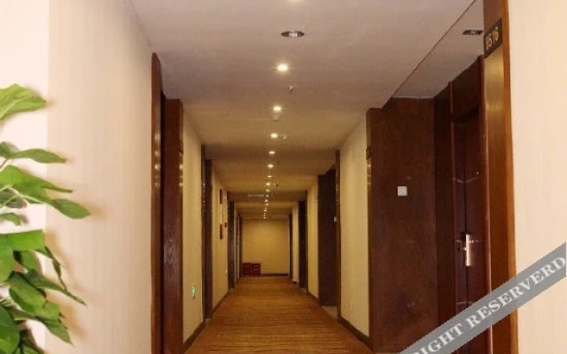 新奥酒店(重庆西部奥特莱斯店)