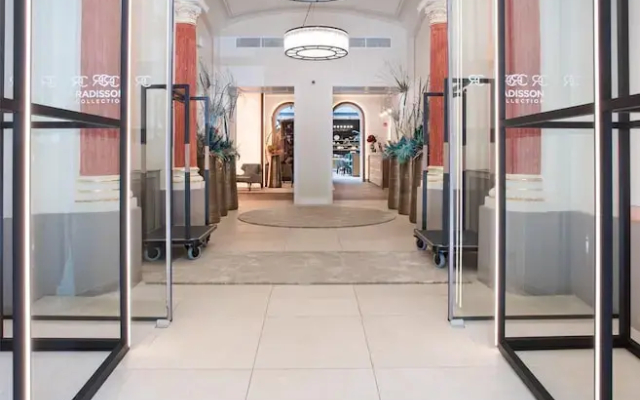 Radisson Collection Hotel, Basilica Budapest