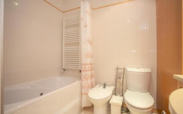 Marginal Oceanica Apartment