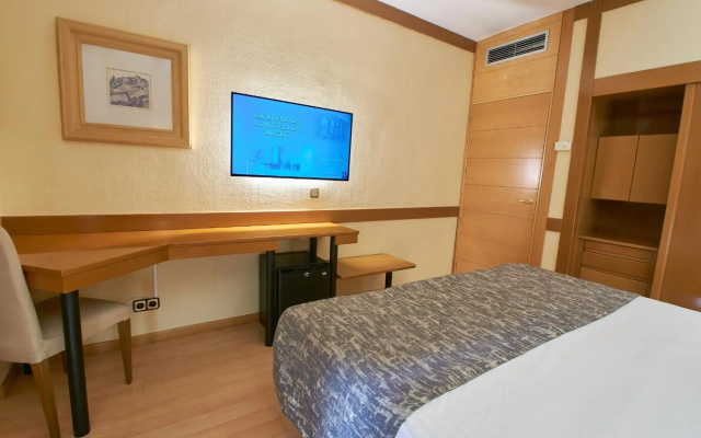 Hotel AR Los Arcos