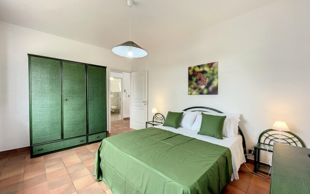 Sal003 in Pescoluse With 2 Bedrooms and 2 Bathrooms