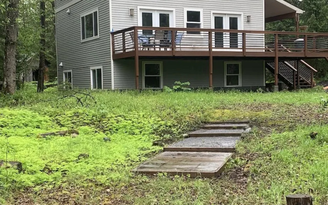 Bear Bottoms at Salmon Creek