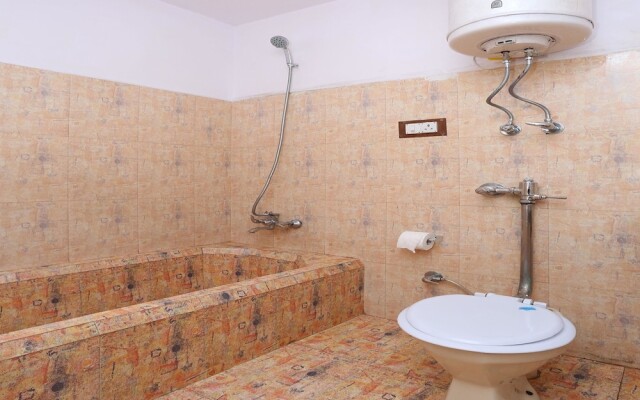 OYO Room 162 Hadimba Road