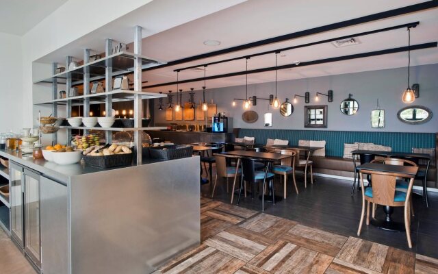 Urban Lodge Hotel