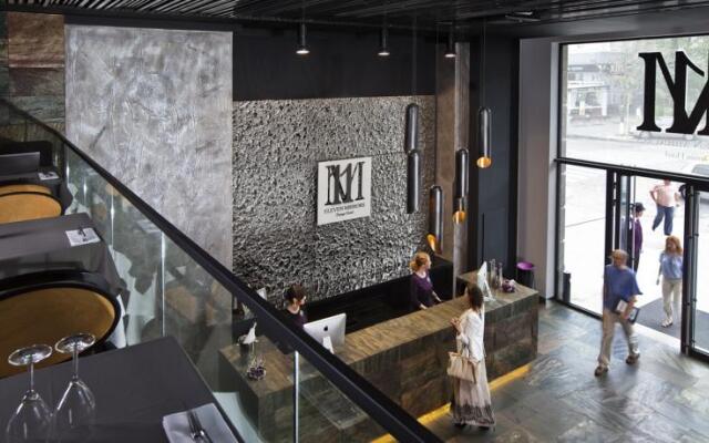 11 Mirrors Design Hotel
