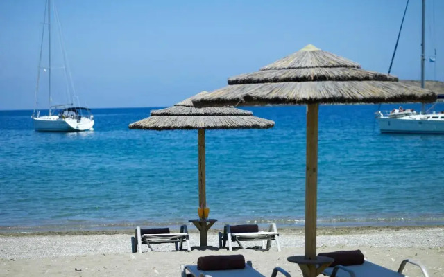 Porto Kea Suites