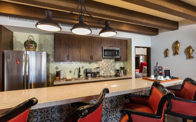 Vista Encantada Spa Resort & Residences