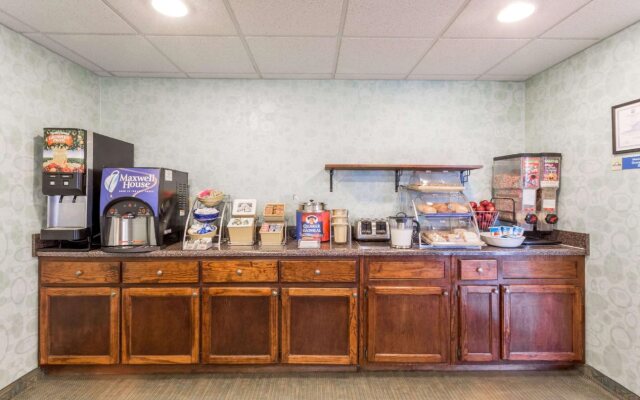 Best Western Doswell Hotel