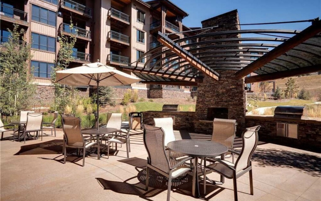 Trailhead Lodge 4106