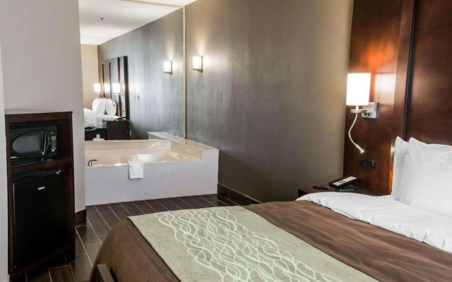 Comfort Inn & Suites