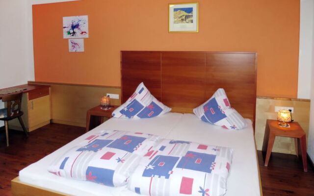 Apart Sonja (KPL648)