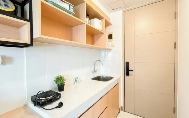Studio Basic Apartment At Tokyo Riverside Pik 2