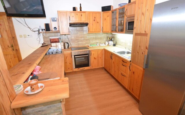 Comfortable Holiday Home With Sauna and Billiards, Near the Slopes