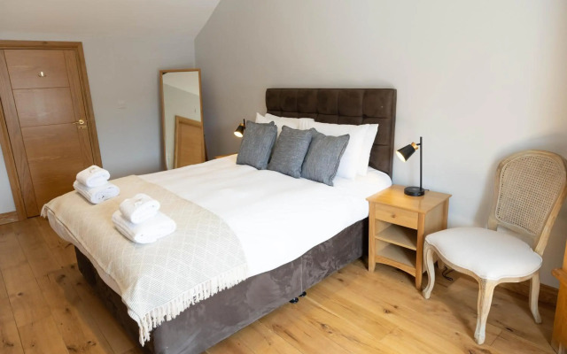 Serviced Guest ApartSuites The Unicorn