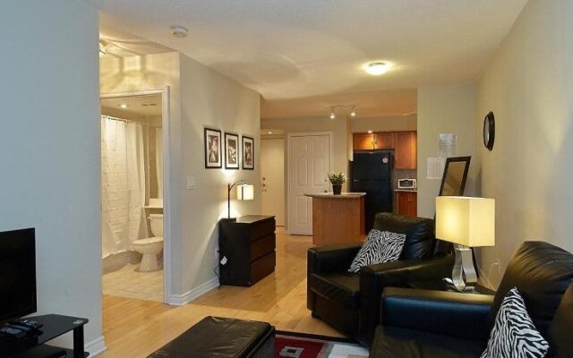 Royal Stays Suites - Blue Jays Way
