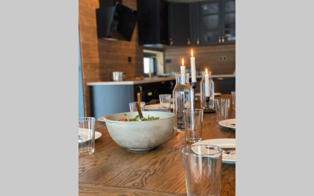 Hytte i Stryn med elbil lader