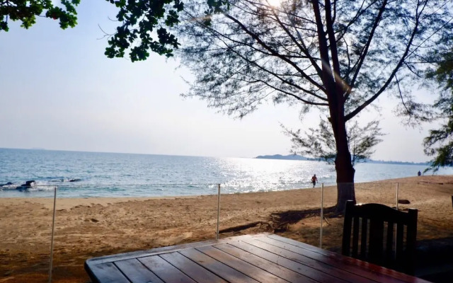 Rayong Palmaries Beach Resort