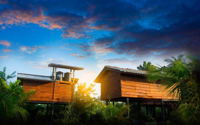 Sigiri Sarilco Rock View Treehouse