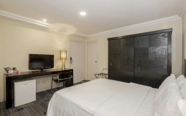 Rockefeller by Slaviero Hotéis