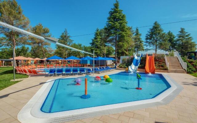 Mobilhome Victoria Camping Lanterna