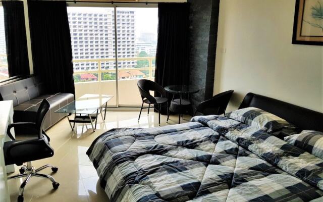 11th Floor Studio at View Talay 1