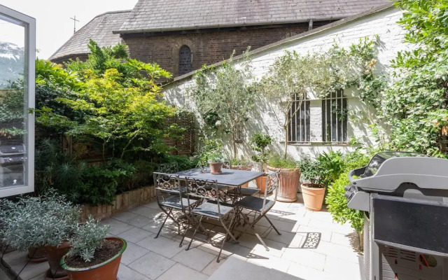 Portland Road X by Onefinestay