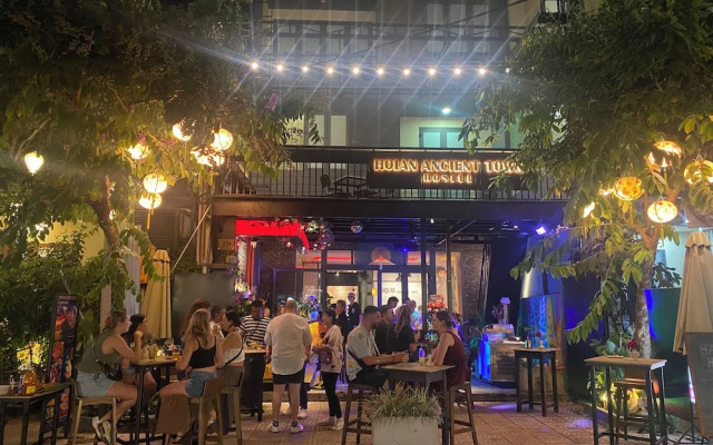 Hoi An Ancient Town Hostel Bar