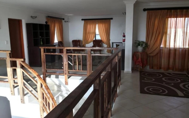 Shallow Water Inn Guesthouse
