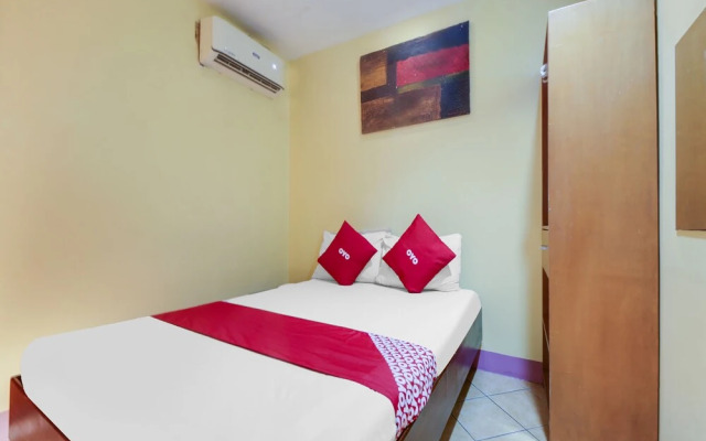 OYO 902 Comfy Inn Manila