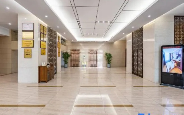 Xinhang Hotel (Jinan Shandong Normal University Quancheng Square)