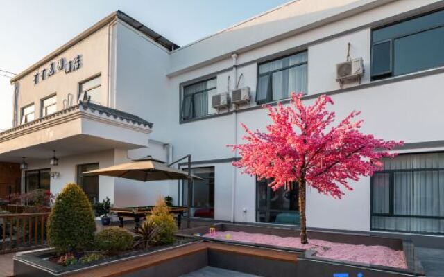 Taohua Island Resort Hotel