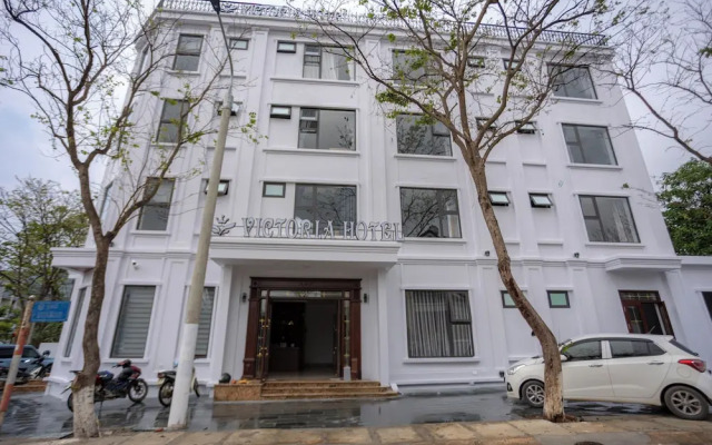 Victoria Hotel MC - by BAY LUXURY