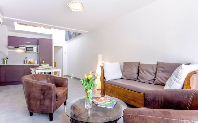 Les Pins Parasols (AGL350)