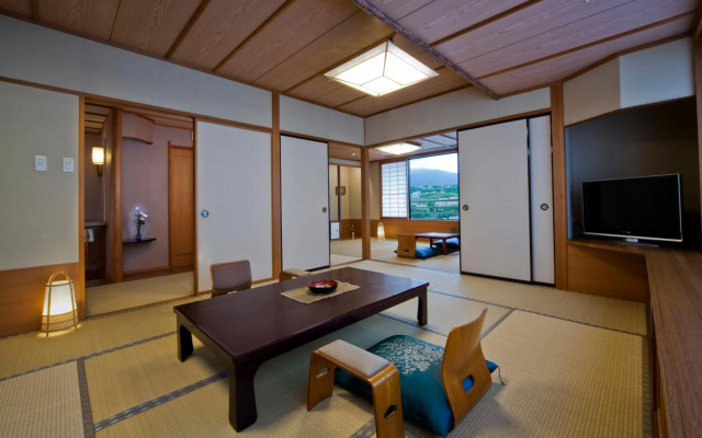 Biwako Grand Hotel