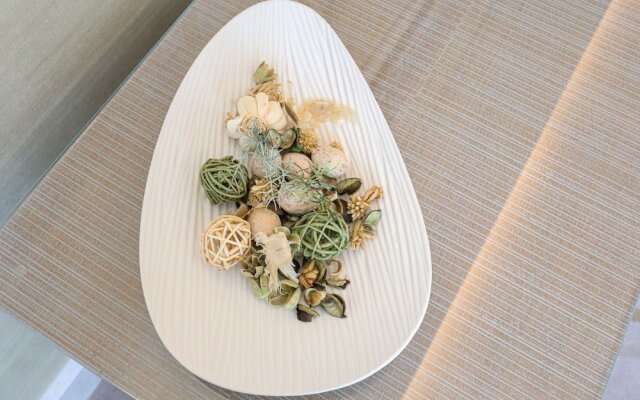 HiGuests - The Palm Tower