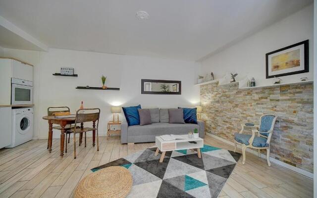 Le Alex - 800m des plages - extérieur - Verrière Côte d'Azur