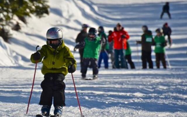 Station Touristique Pin Rouge