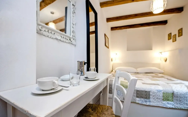 Apartment and Studio CA 3 VIE