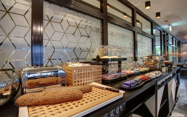 Vienna House Easy by Wyndham Hamburg