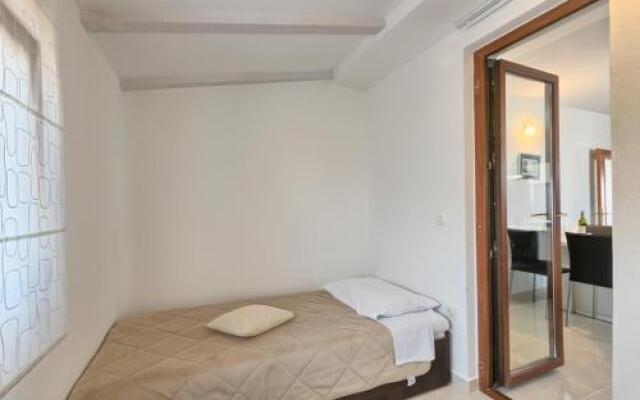 Holiday home Stinjan Prilaz Plazina