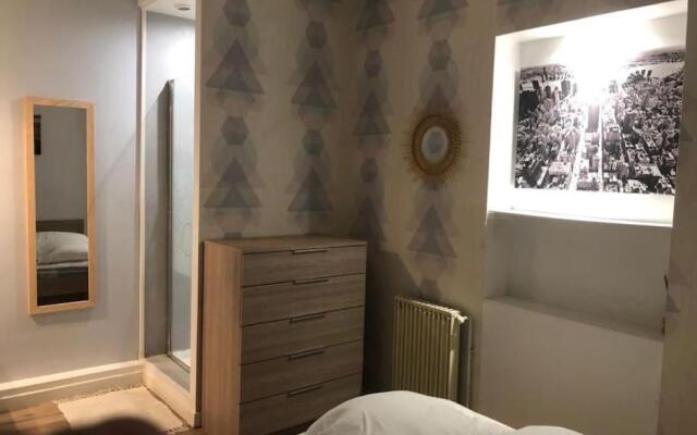 Lagarde - proche gare et centre ville 4 pers