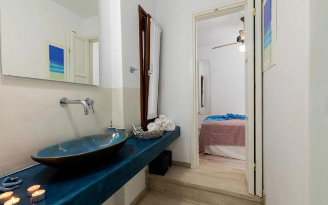 Arco Naxos Luxury Apartments