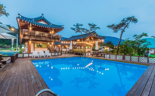 Gyeongju West Namsan Hanok Pension