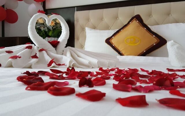 Thai Hoa Riverside Hotel