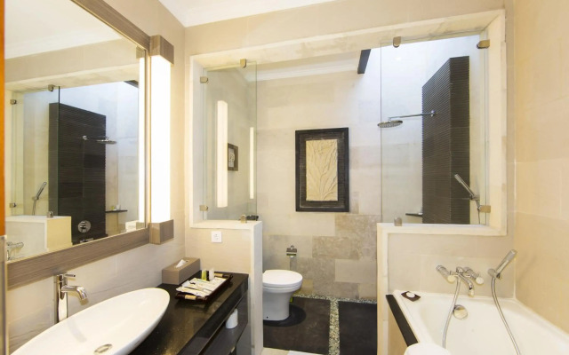 The Banyumas Suite Villa Legian