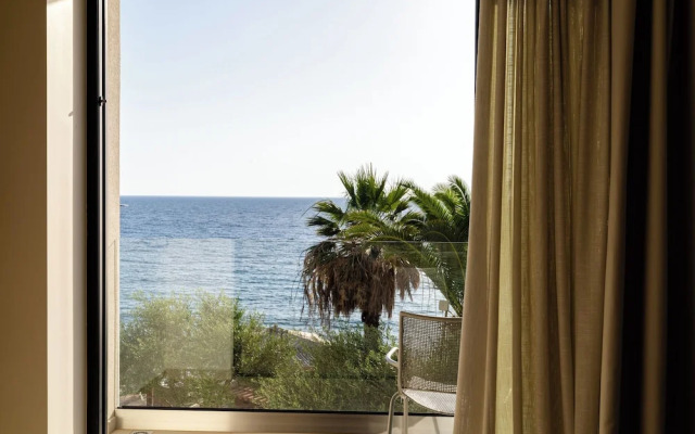 PHEIA, Vriniotis Resorts